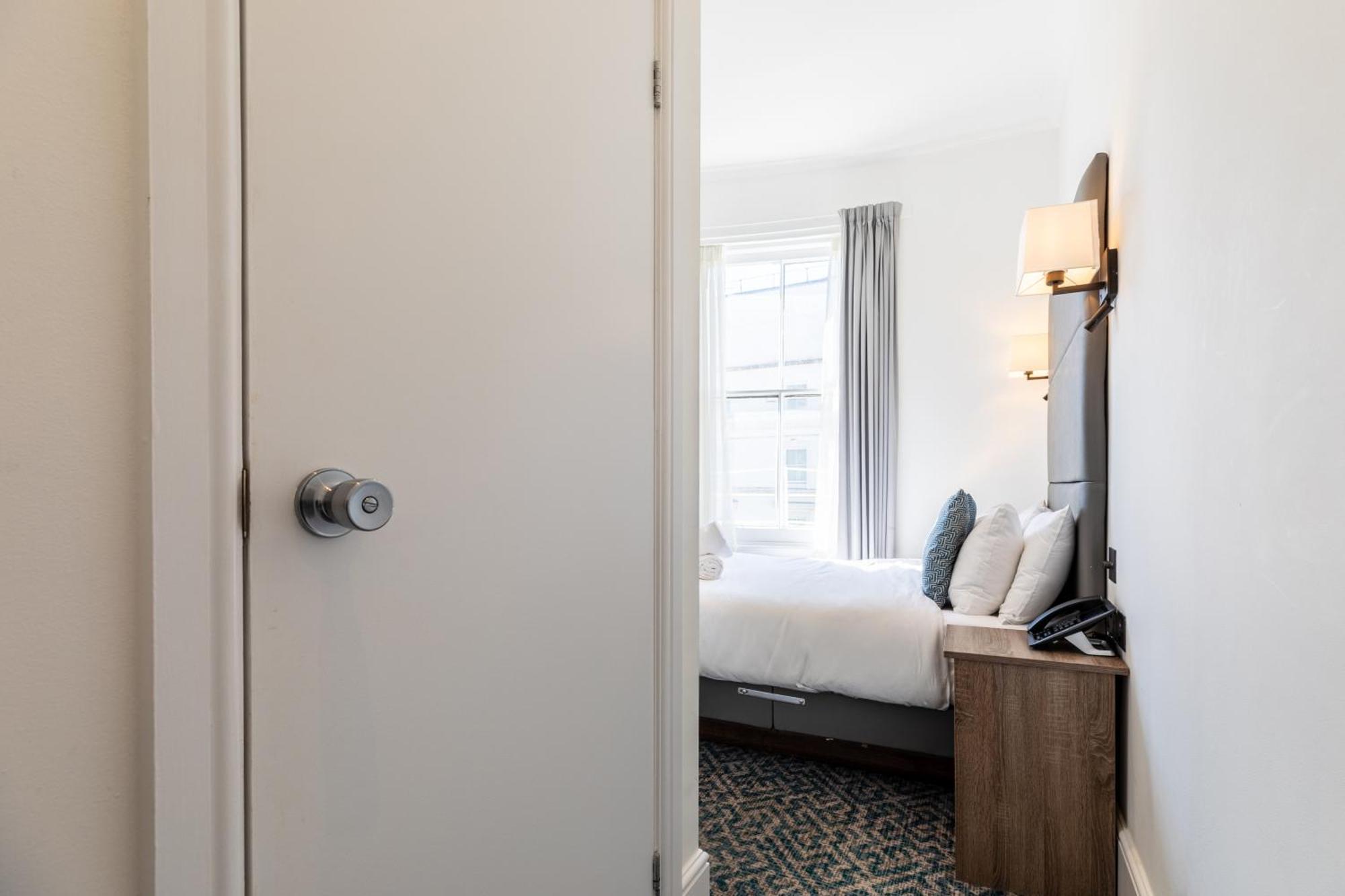 לונדון The Chapter Hotels - The J Hyde Park מראה חיצוני תמונה